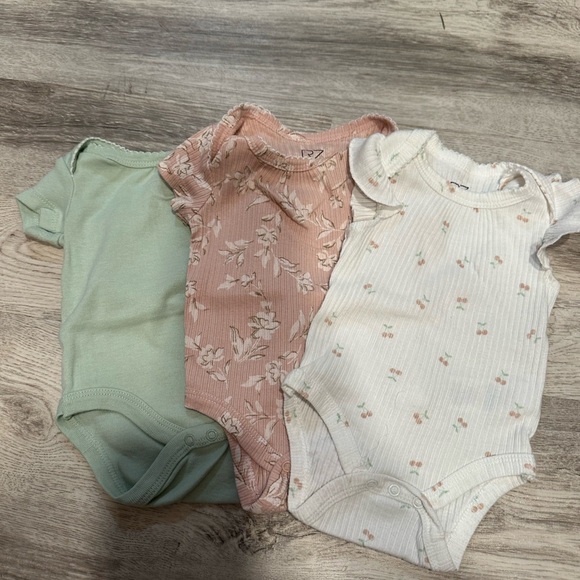 Rachel Zoe Kids Bodysuit Trio - Mint, Blush Floral, Ivory - Picture 1 of 3